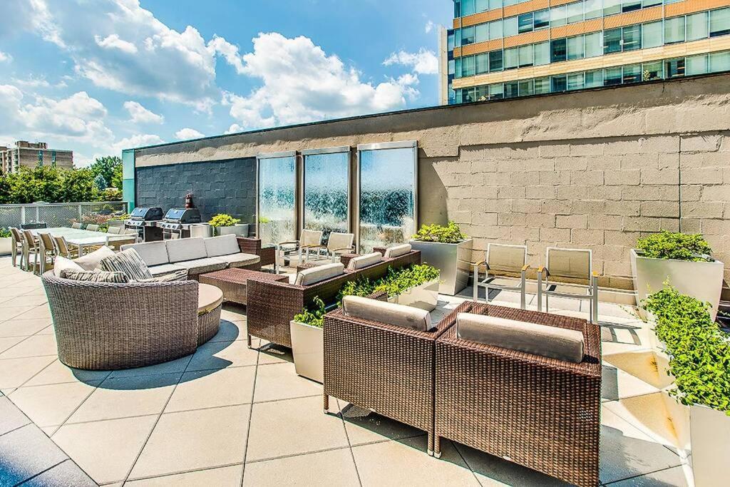 Luxury D.C. 1Br Apt W/Rooftop Pool In Southwest Waterfront Washington Dış mekan fotoğraf