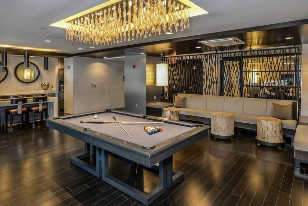 Luxury D.C. 1Br Apt W/Rooftop Pool In Southwest Waterfront Washington Dış mekan fotoğraf